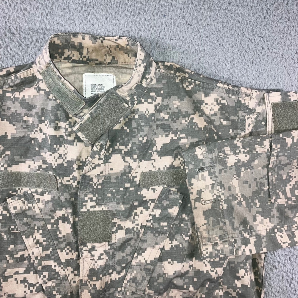 US Army ACU Field Jacket Medium Short UCP Digital‎ Camo Ripstop Outdoor Hunting